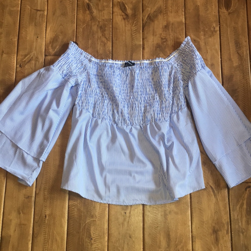 Bell sleeve off shoulders flowy shirt